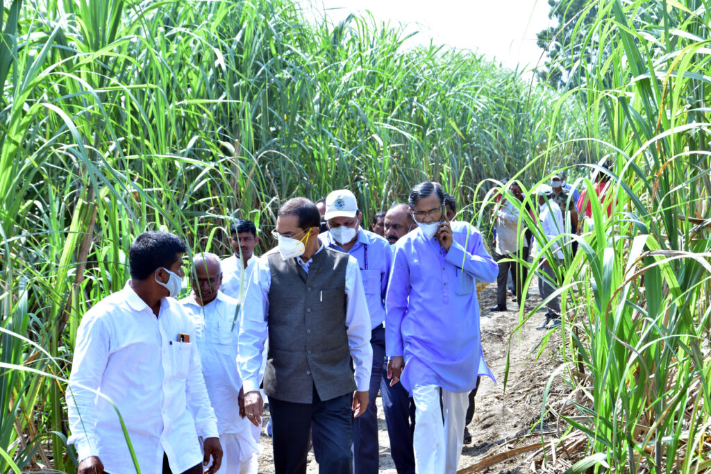 DG, ICAR appreciates Dada Lad Cotton Production Technology in Maharashtra
